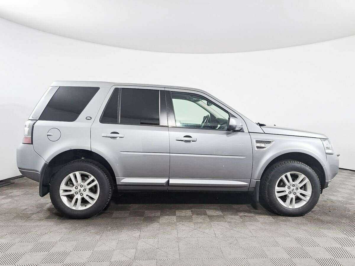 Land Rover Freelander с пробегом — 2013 год. Фото: #3