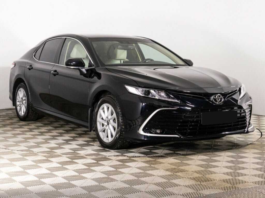 Toyota Camry с пробегом — 2021 год. Фото: #2