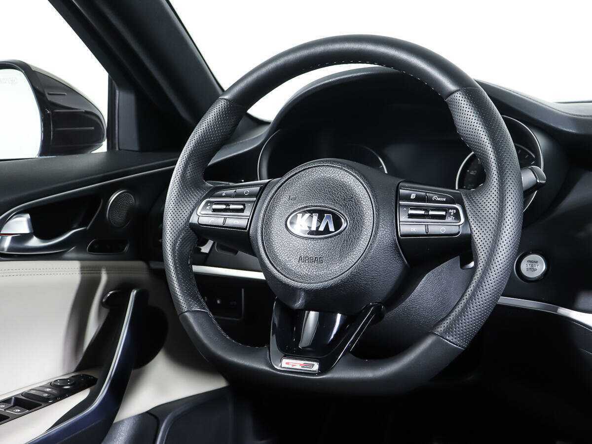 Kia Stinger с пробегом — 2018 год. Фото: #14