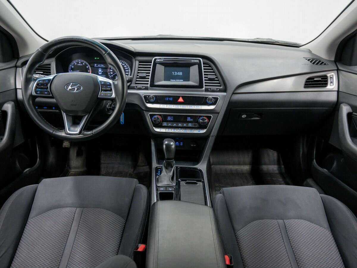 Hyundai Sonata с пробегом — 2017 год. Фото: #10