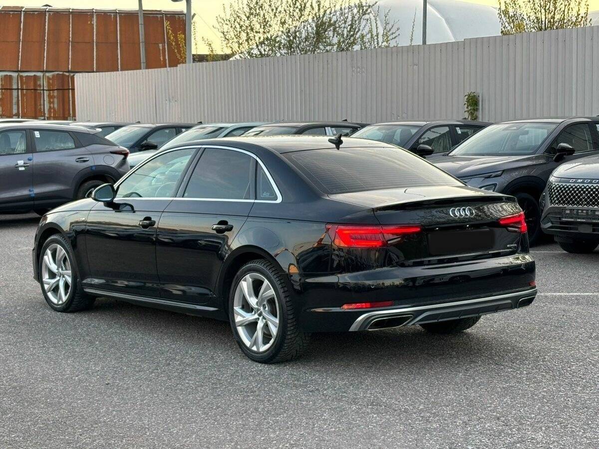 Audi A4 с пробегом — 2018 год. Фото: #3