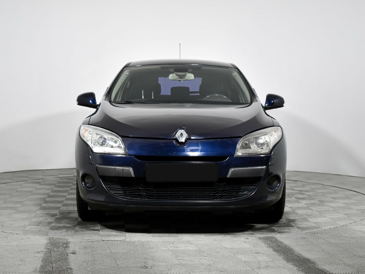 Renault Megane с пробегом — 2010 год. Фото: #1