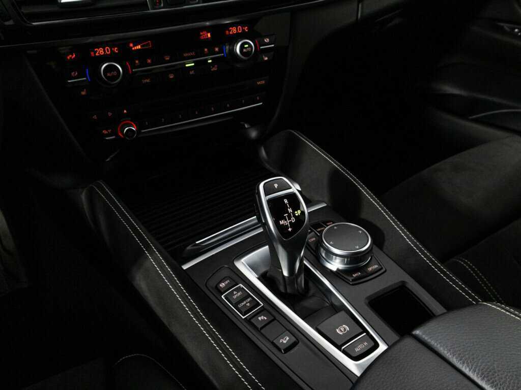 BMW X6 с пробегом — 2018 год. Фото: #19