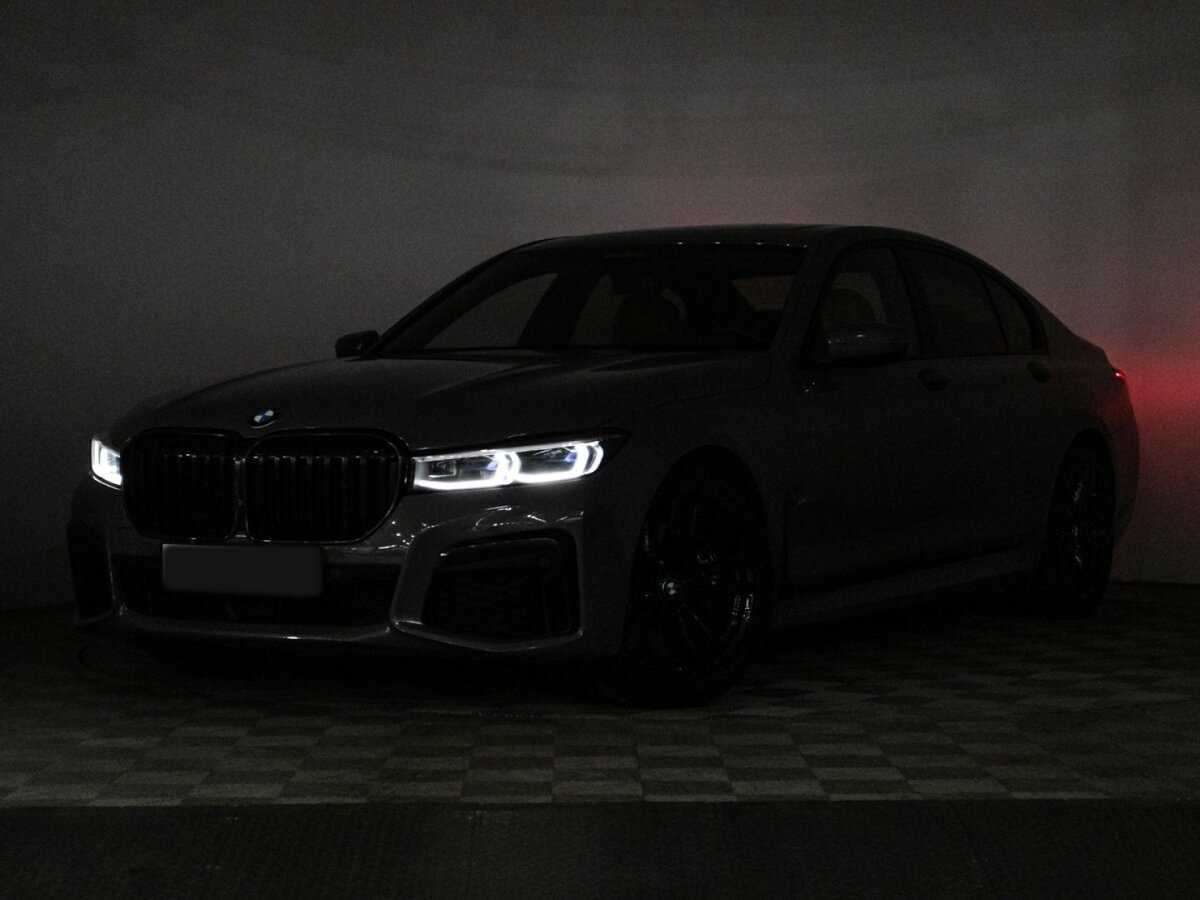 BMW 7 серии с пробегом — 2022 год. Фото: #32