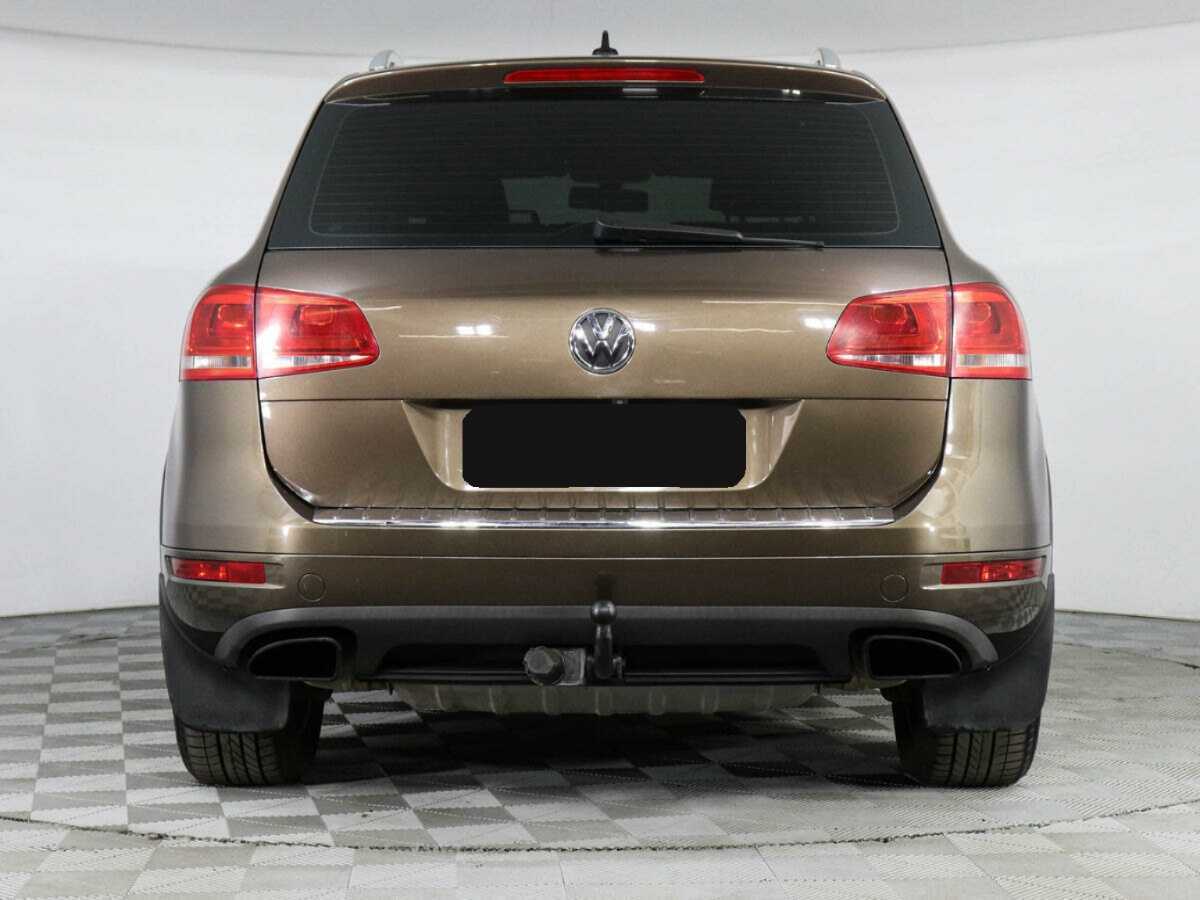 Volkswagen Touareg с пробегом — 2010 год. Фото: #5