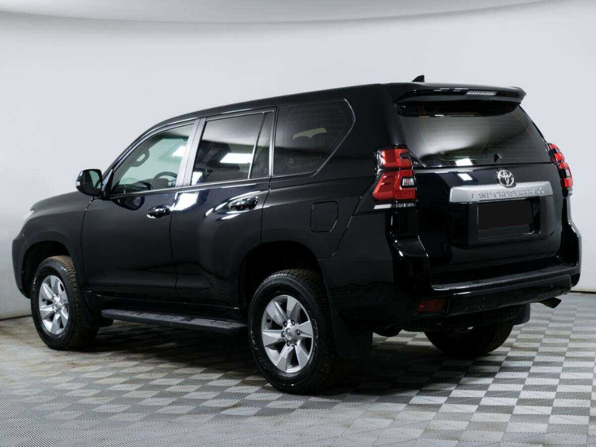 Toyota Land Cruiser Prado с пробегом — 2018 год. Фото: #6