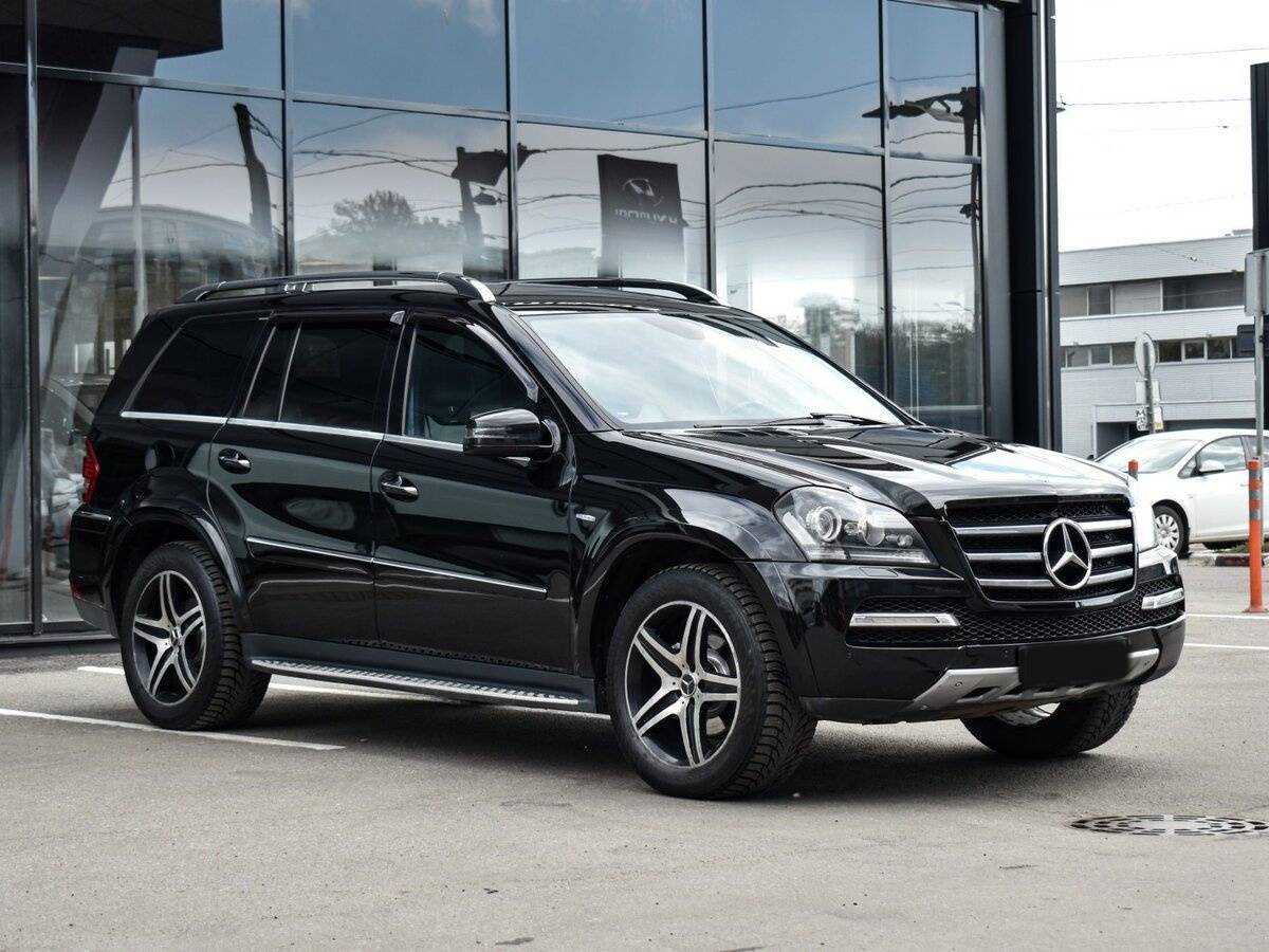 Mercedes-Benz GL-Класс с пробегом — 2012 год. Фото: #2