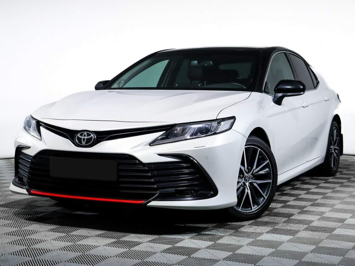 Toyota Camry с пробегом — 2021 год. Фото: #0