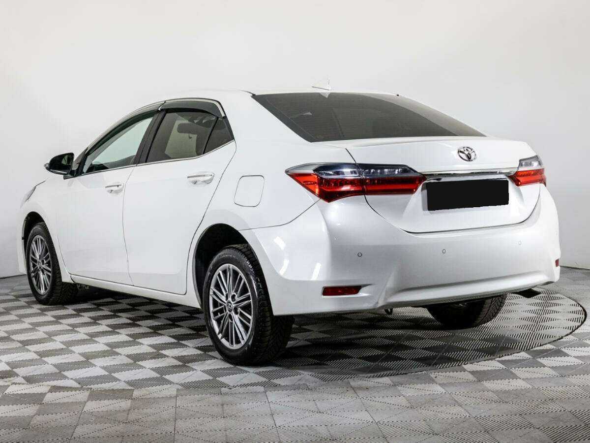 Toyota Corolla с пробегом — 2018 год. Фото: #6