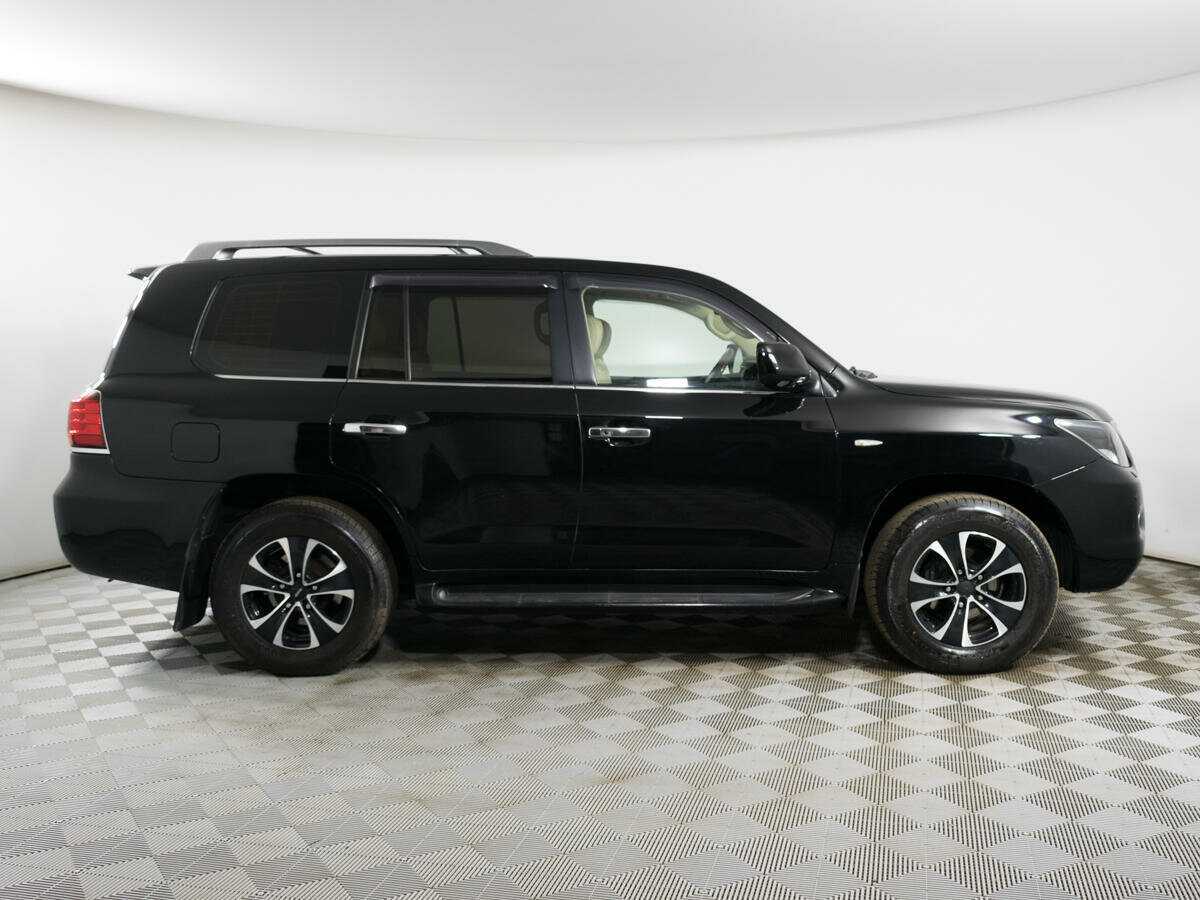 Lexus LX с пробегом — 2008 год. Фото: #3