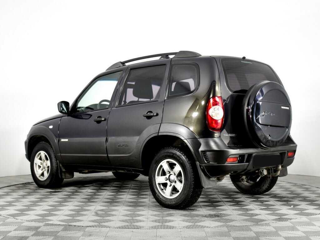 Chevrolet Niva с пробегом — 2017 год. Фото: #6