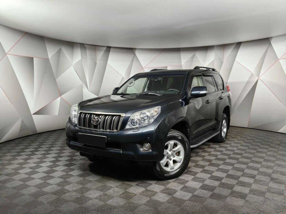 Toyota Land Cruiser Prado с пробегом — 2012 год. Фото: #0