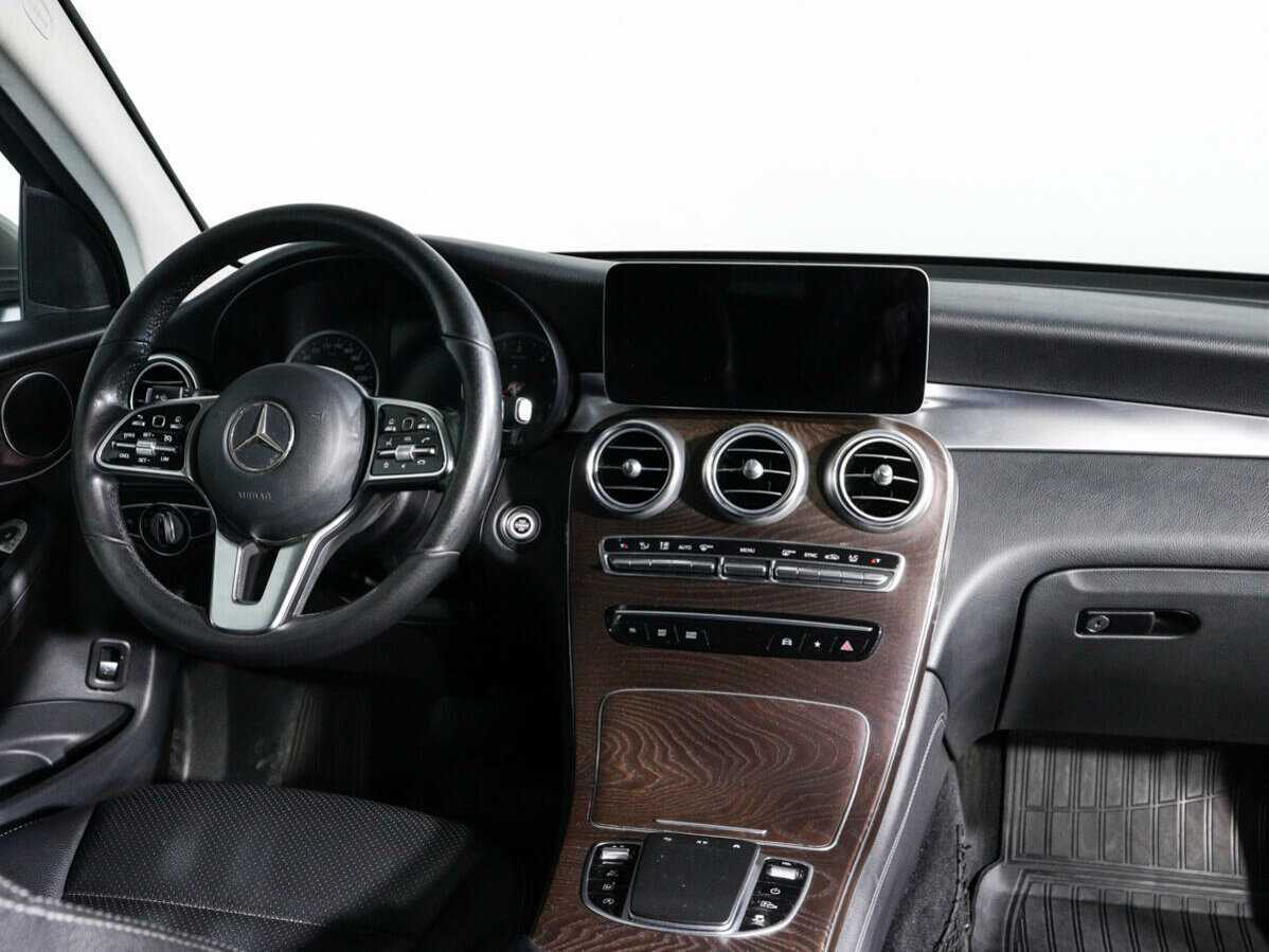 Mercedes-Benz GLC с пробегом — 2019 год. Фото: #11