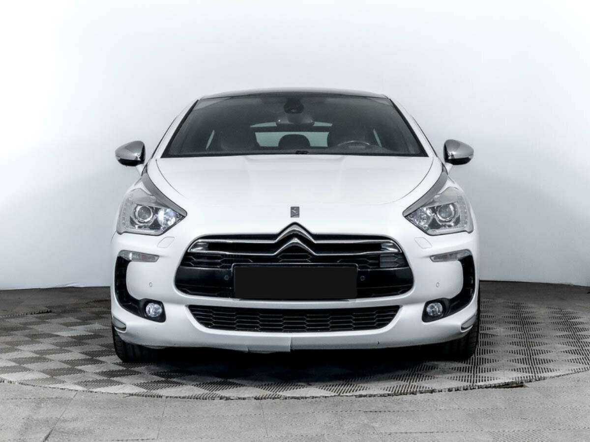 Citroen DS5 с пробегом — 2013 год. Фото: #1
