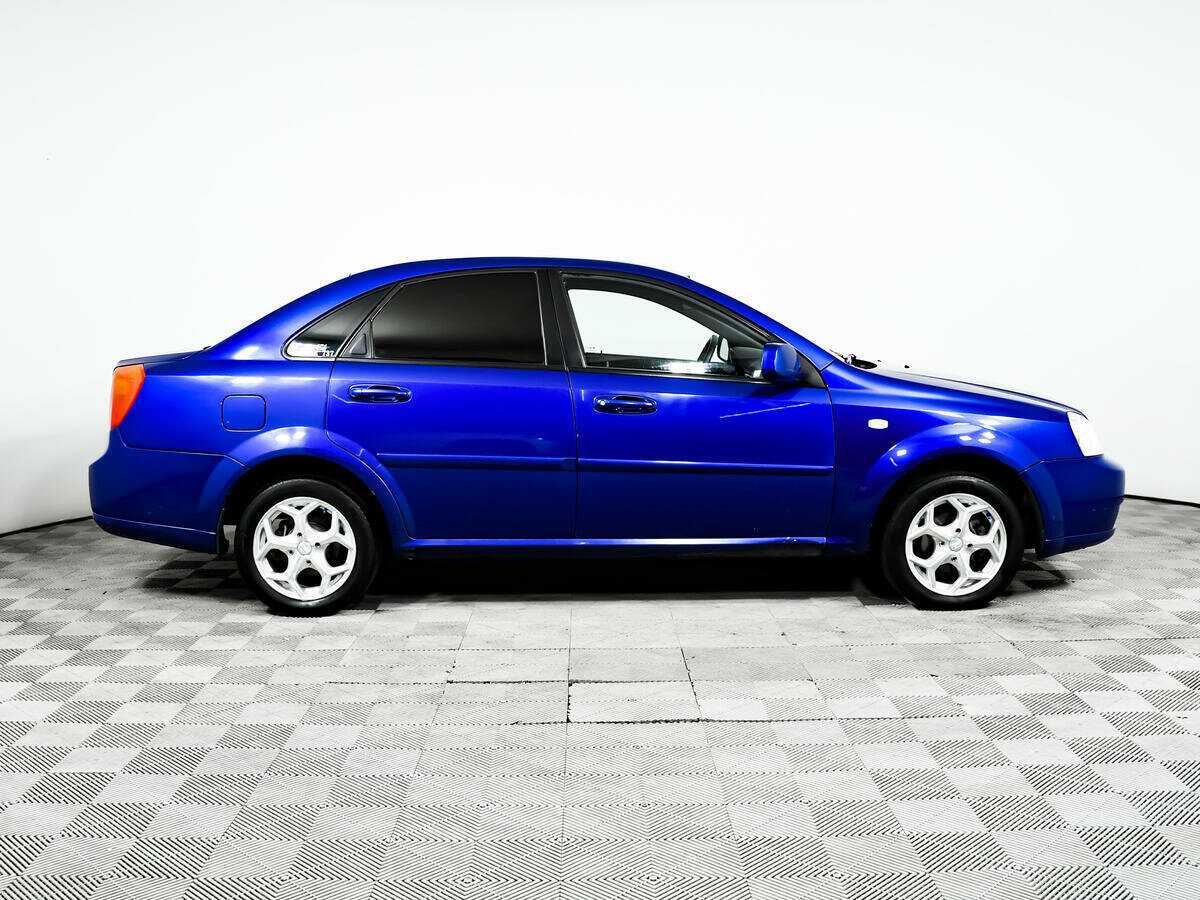 Chevrolet Lacetti с пробегом — 2010 год. Фото: #3