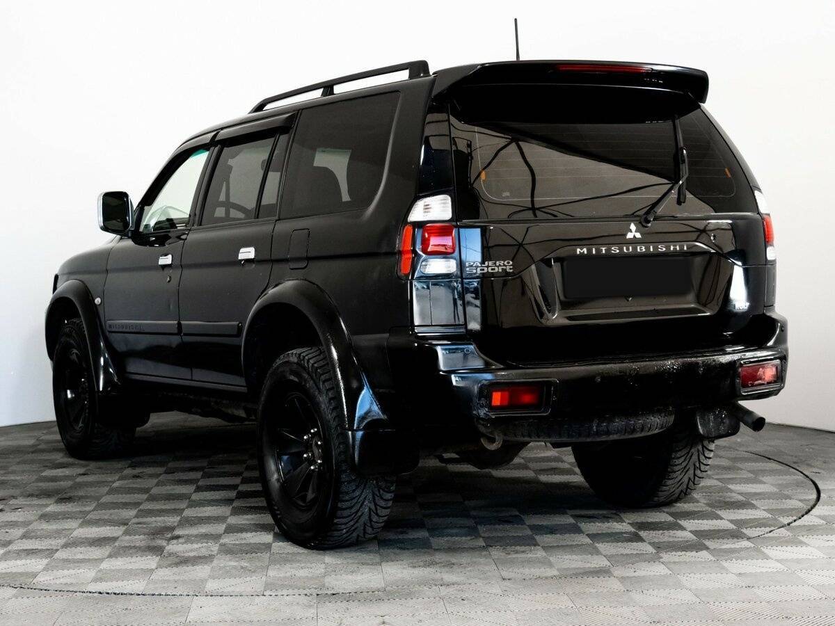 Mitsubishi Pajero Sport с пробегом — 2007 год. Фото: #6
