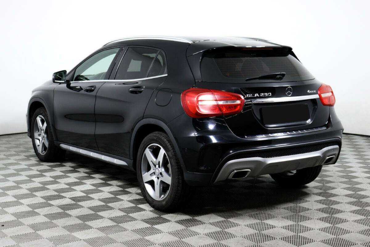 Mercedes-Benz GLA с пробегом — 2016 год. Фото: #6