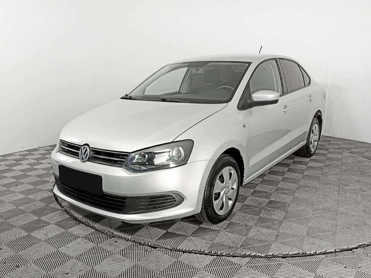 Volkswagen Polo с пробегом — 2013 год. Фото: #0