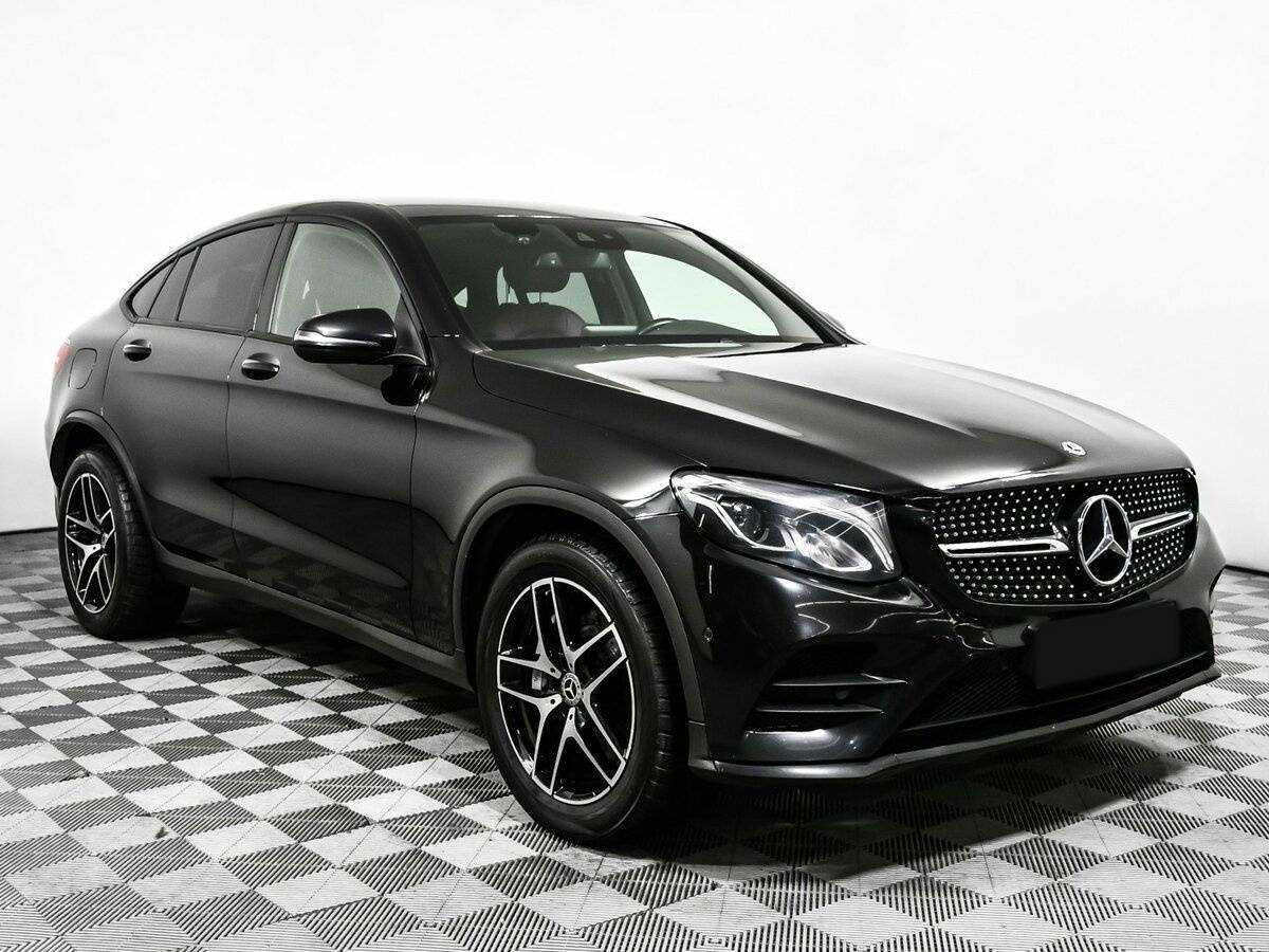 Mercedes-Benz GLC Coupe с пробегом — 2017 год. Фото: #2