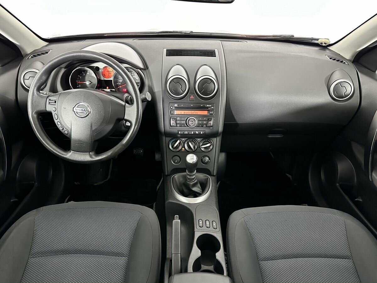 Nissan Qashqai с пробегом — 2008 год. Фото: #9