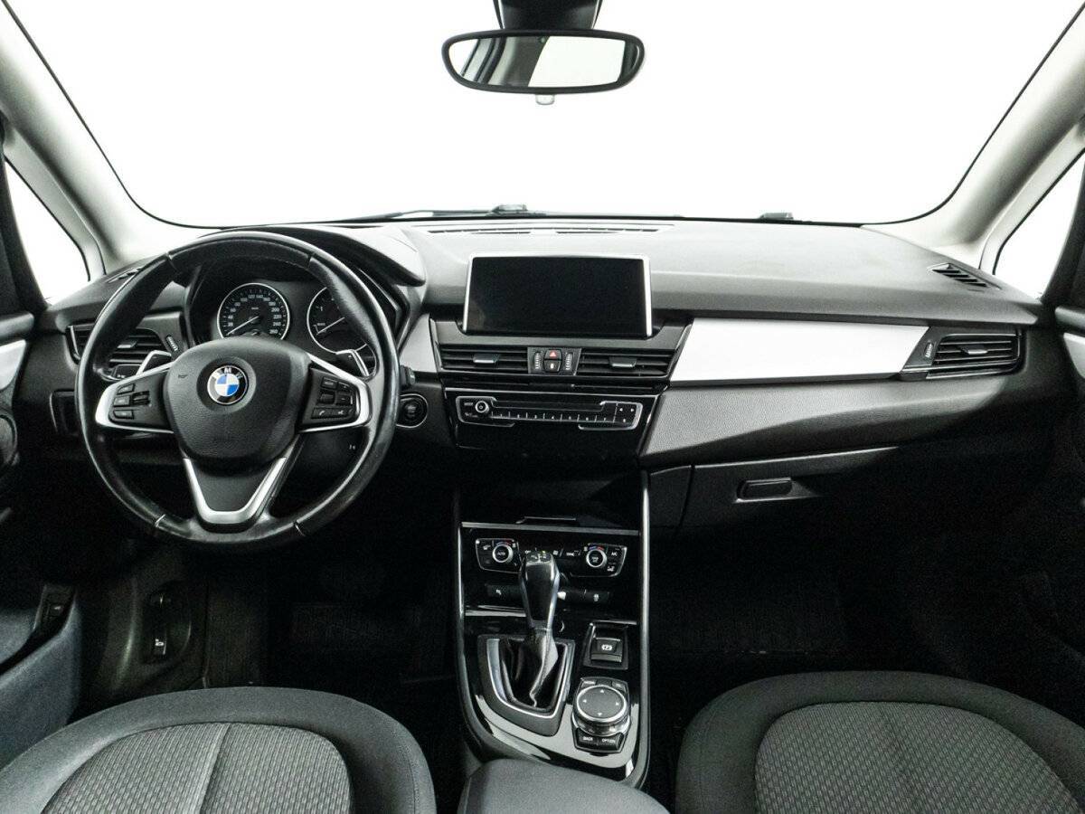 BMW 2 серии Active Tourer с пробегом — 2015 год. Фото: #12