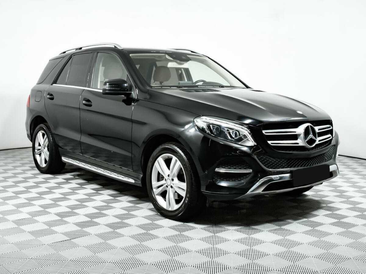 Mercedes-Benz GLE с пробегом — 2015 год. Фото: #2