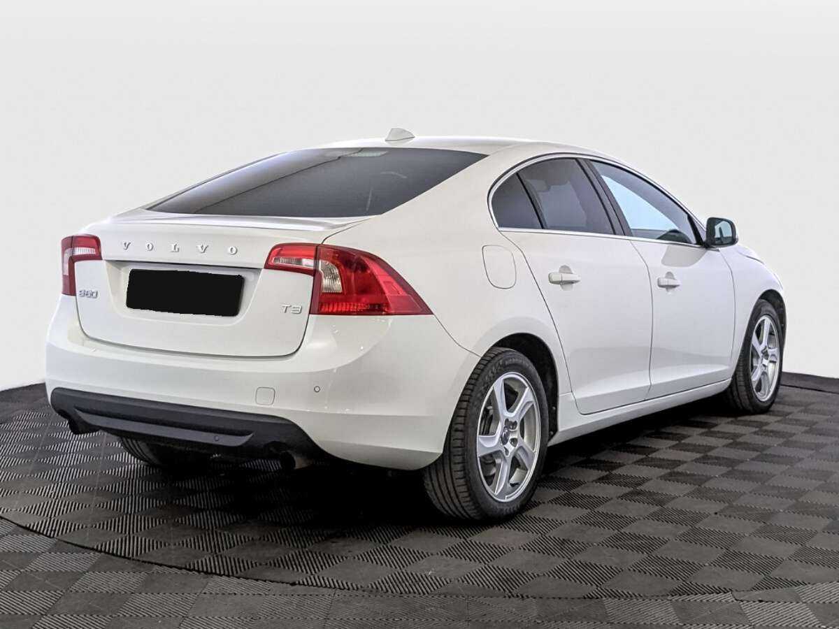 Volvo S60 с пробегом — 2012 год. Фото: #4