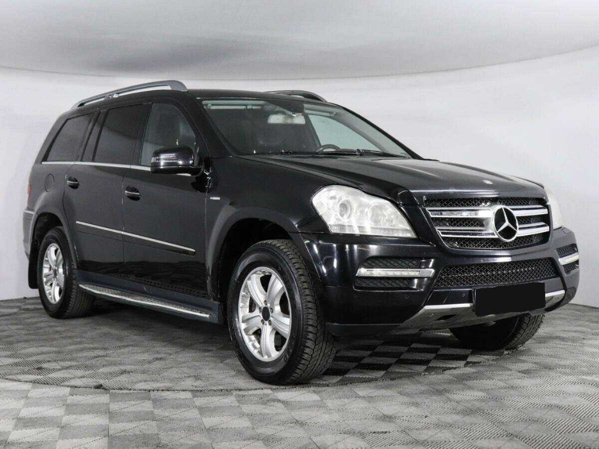 Mercedes-Benz GL-Класс с пробегом — 2010 год. Фото: #2
