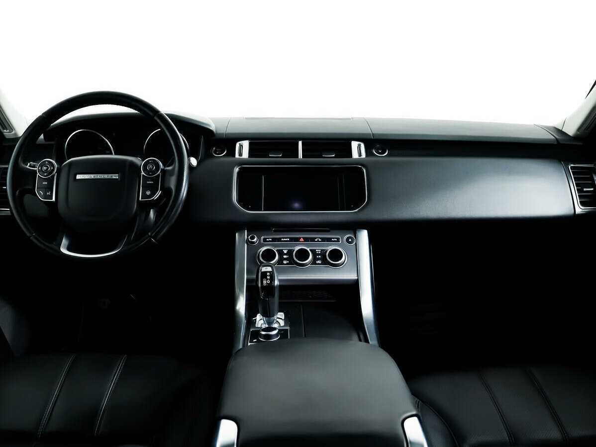 Land Rover Range Rover Sport с пробегом — 2016 год. Фото: #10