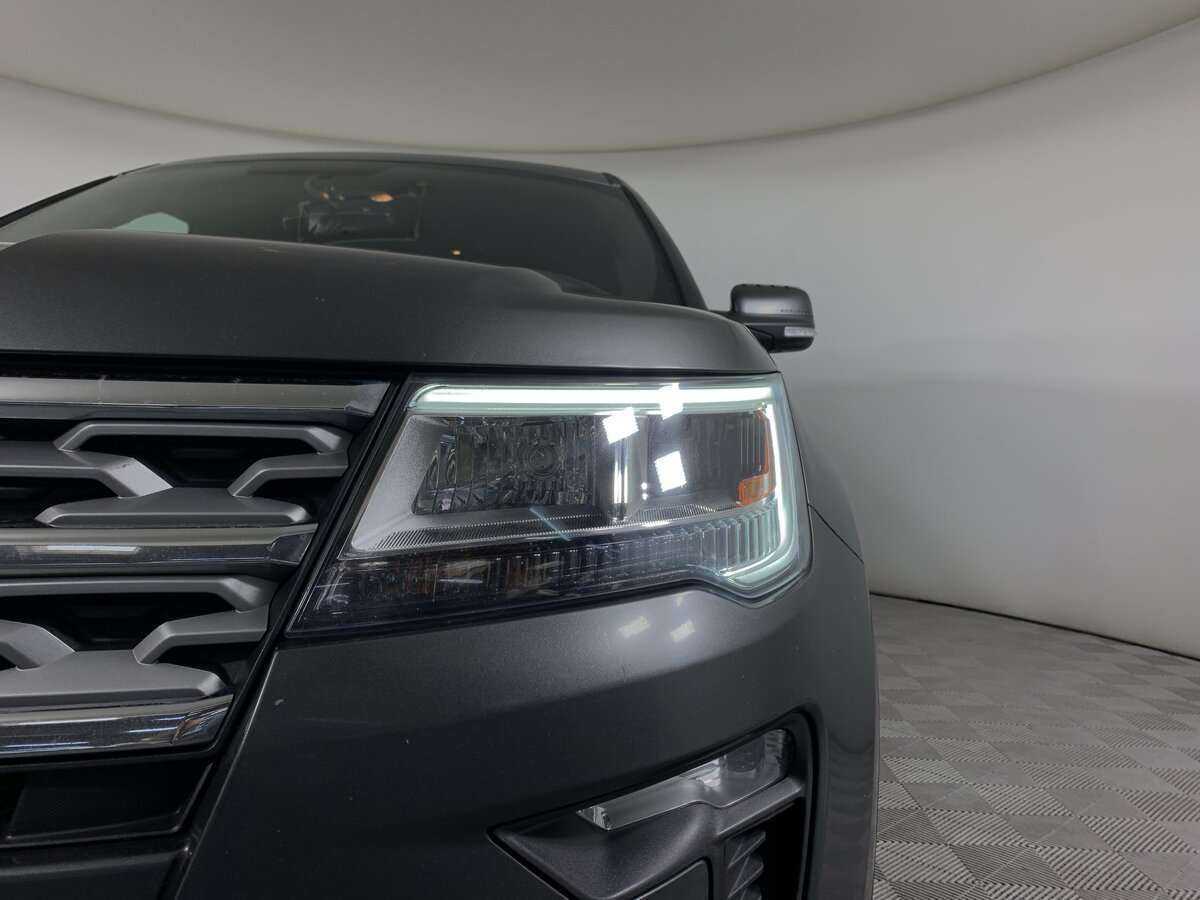 Ford Explorer с пробегом — 2019 год. Фото: #9