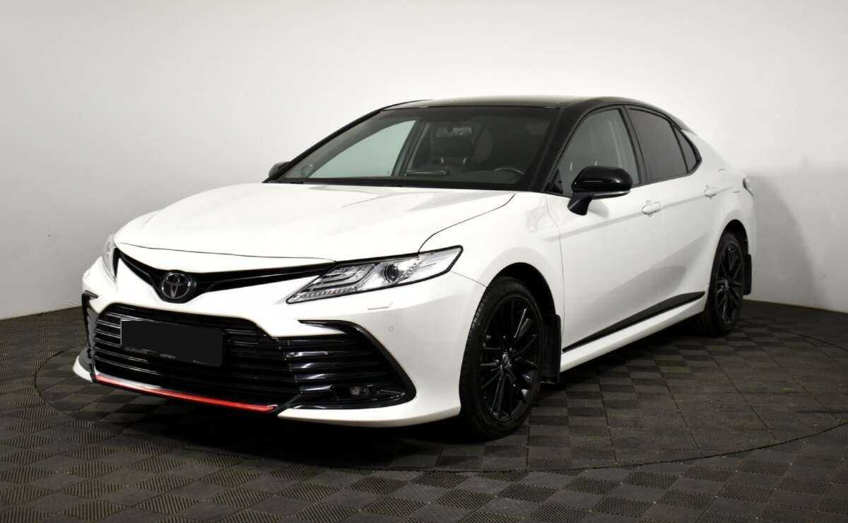 Toyota Camry с пробегом — 2021 год. Фото: #0