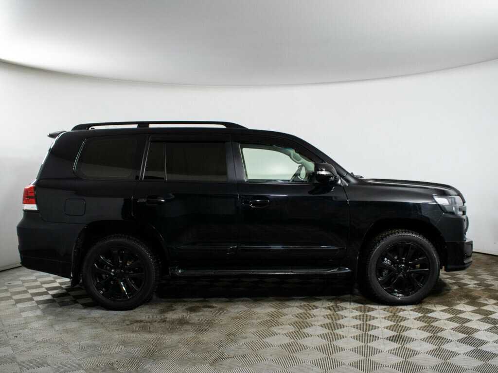 Toyota Land Cruiser с пробегом — 2014 год. Фото: #3