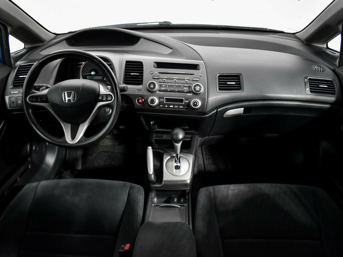 Honda Civic с пробегом — 2009 год. Фото: #12