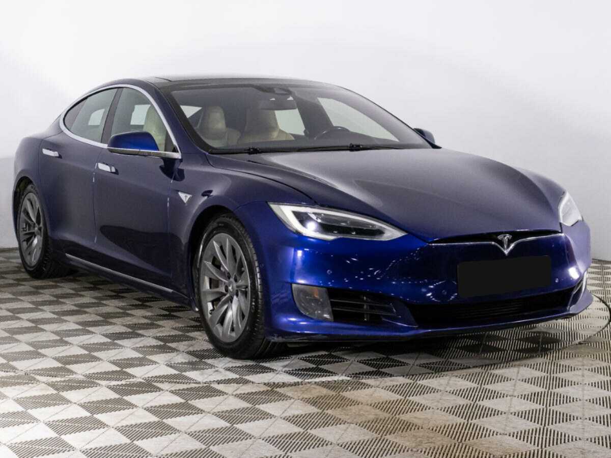 Tesla Model S с пробегом — 2016 год. Фото: #2
