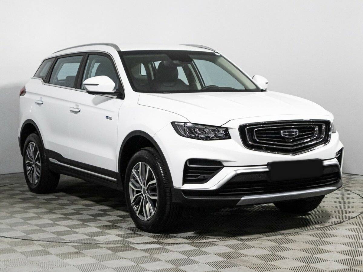 Geely Atlas Pro с пробегом — 2023 год. Фото: #2