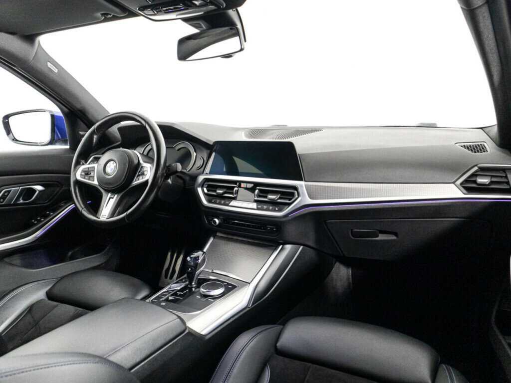 BMW 3 серии с пробегом — 2019 год. Фото: #8
