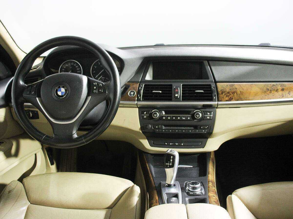 BMW X5 с пробегом — 2013 год. Фото: #10