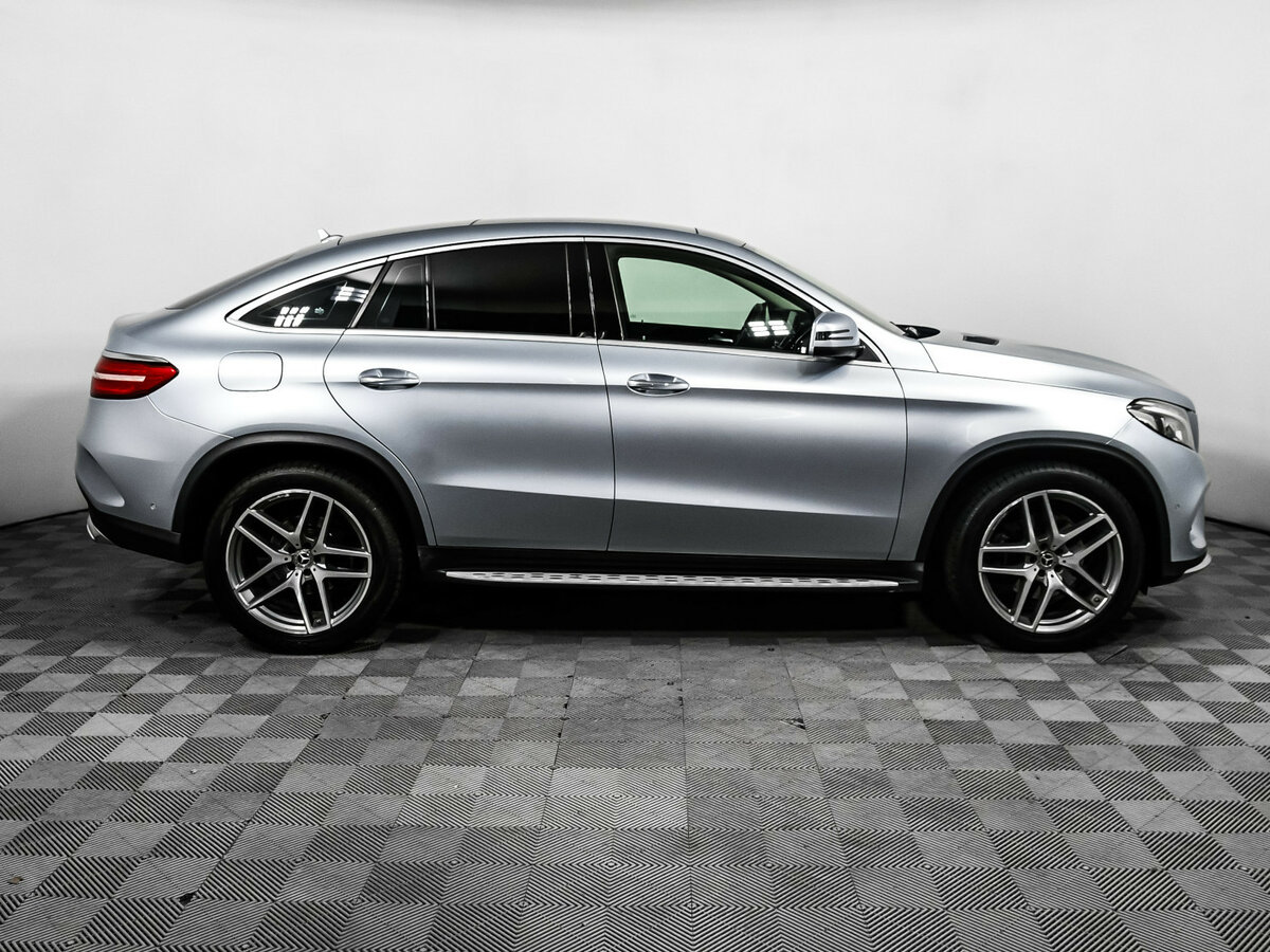 Mercedes-Benz GLE Coupe с пробегом — 2017 год. Фото: #3