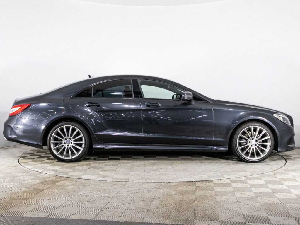 Mercedes-Benz CLS с пробегом — 2015 год. Фото: #3