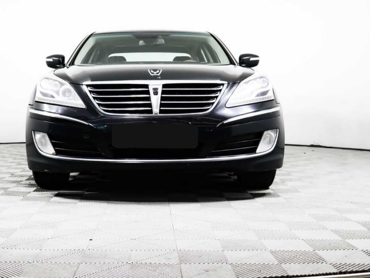 Hyundai Equus с пробегом — 2012 год. Фото: #1