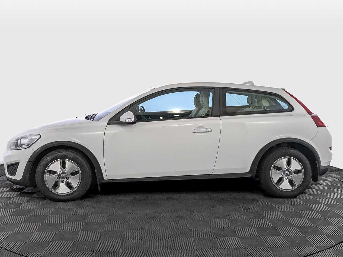 Volvo C30 с пробегом — 2012 год. Фото: #7