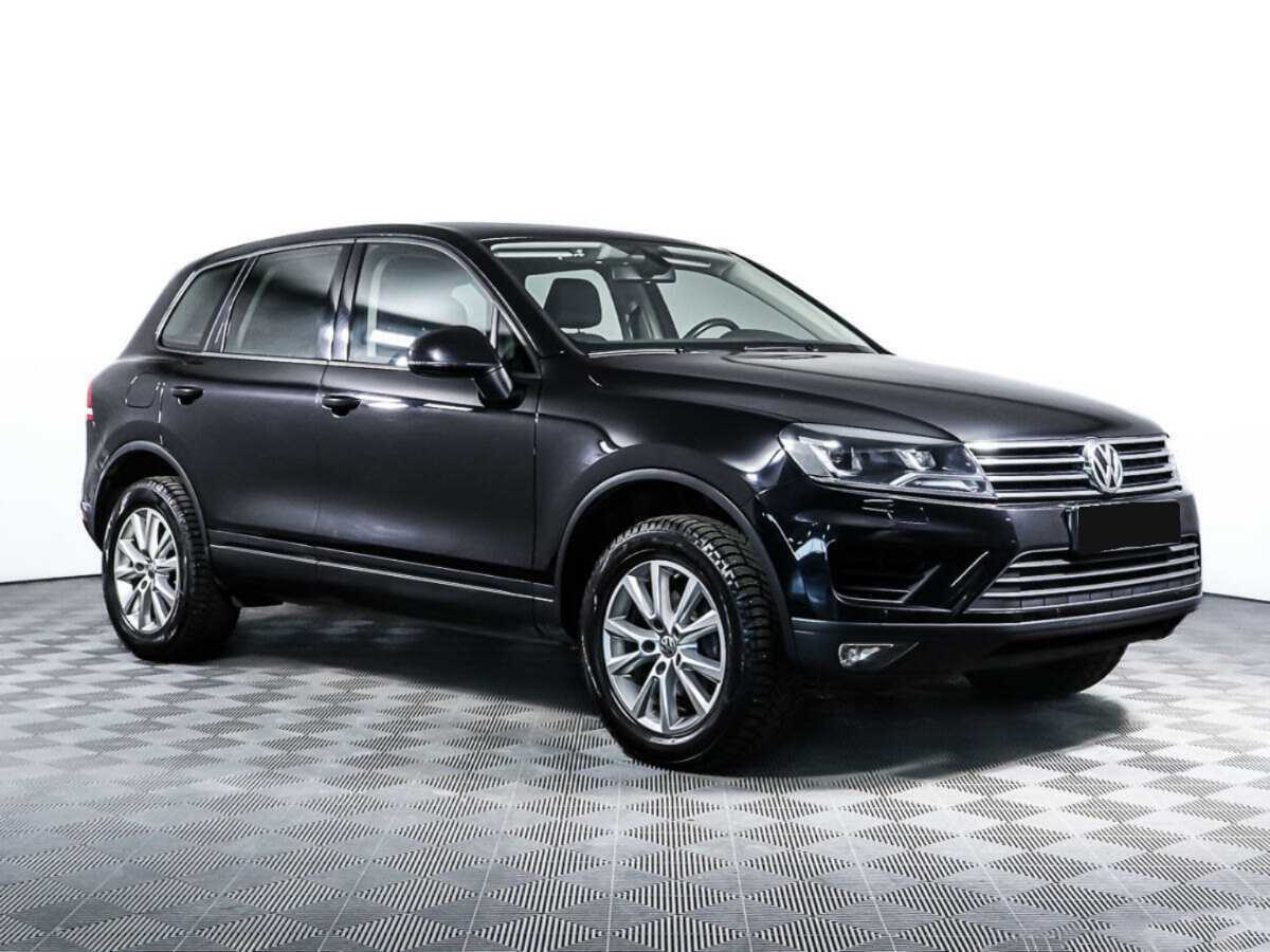 Volkswagen Touareg с пробегом — 2015 год. Фото: #2