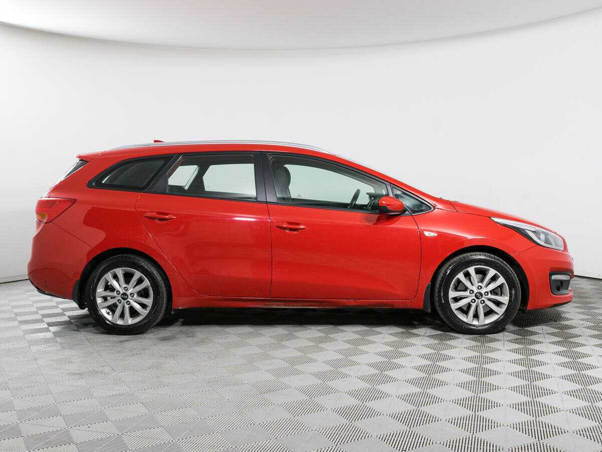 Kia Ceed с пробегом — 2018 год. Фото: #3
