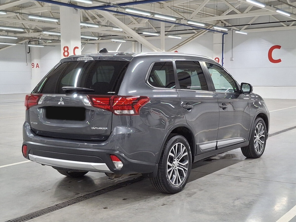 Mitsubishi Outlander с пробегом — 2016 год. Фото: #4