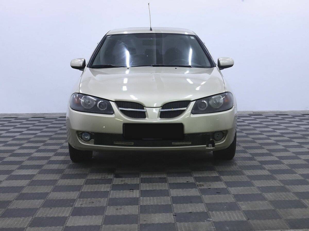 Nissan Almera с пробегом — 2004 год. Фото: #1