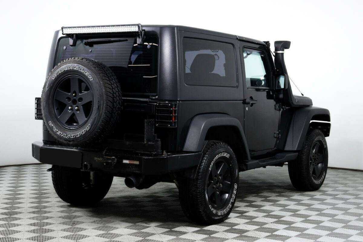 Jeep Wrangler с пробегом — 2012 год. Фото: #3