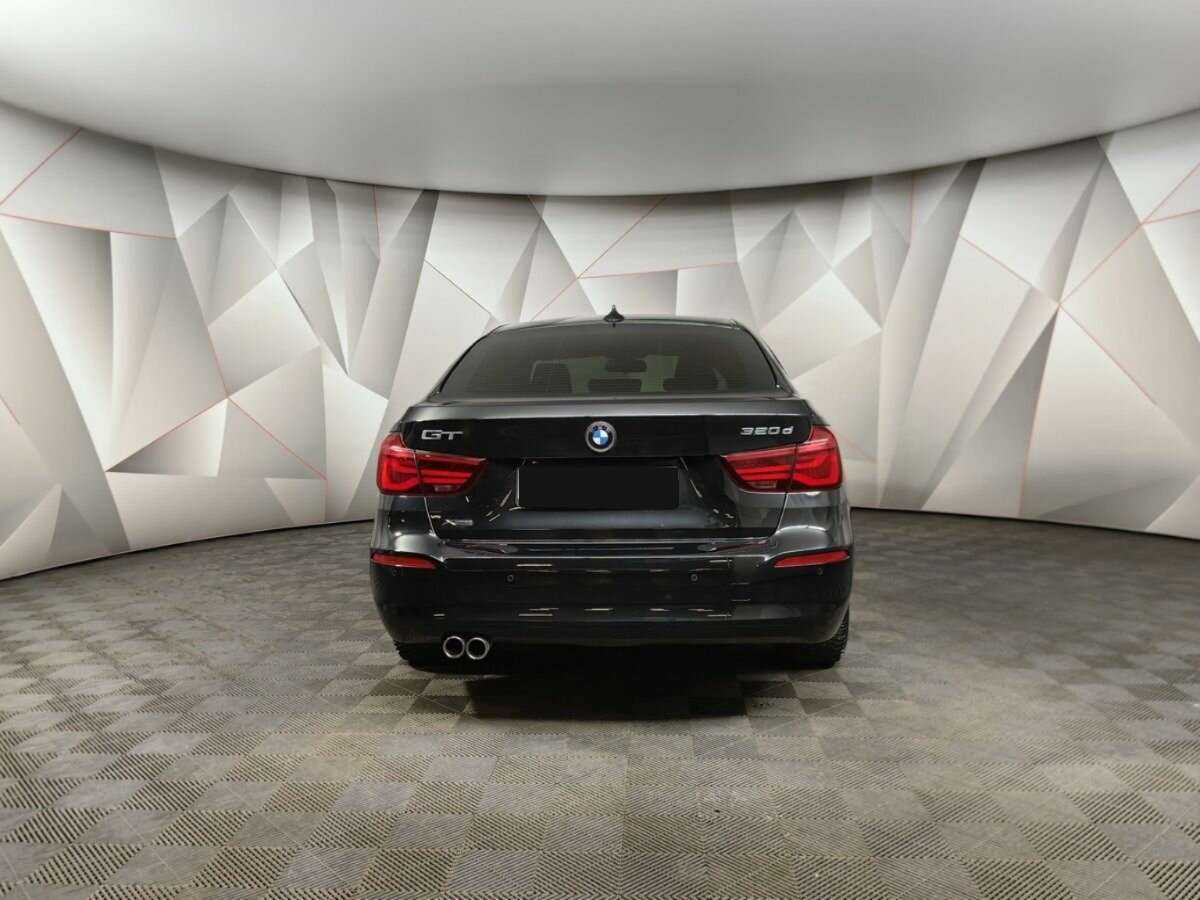 BMW 3 серии с пробегом — 2019 год. Фото: #7