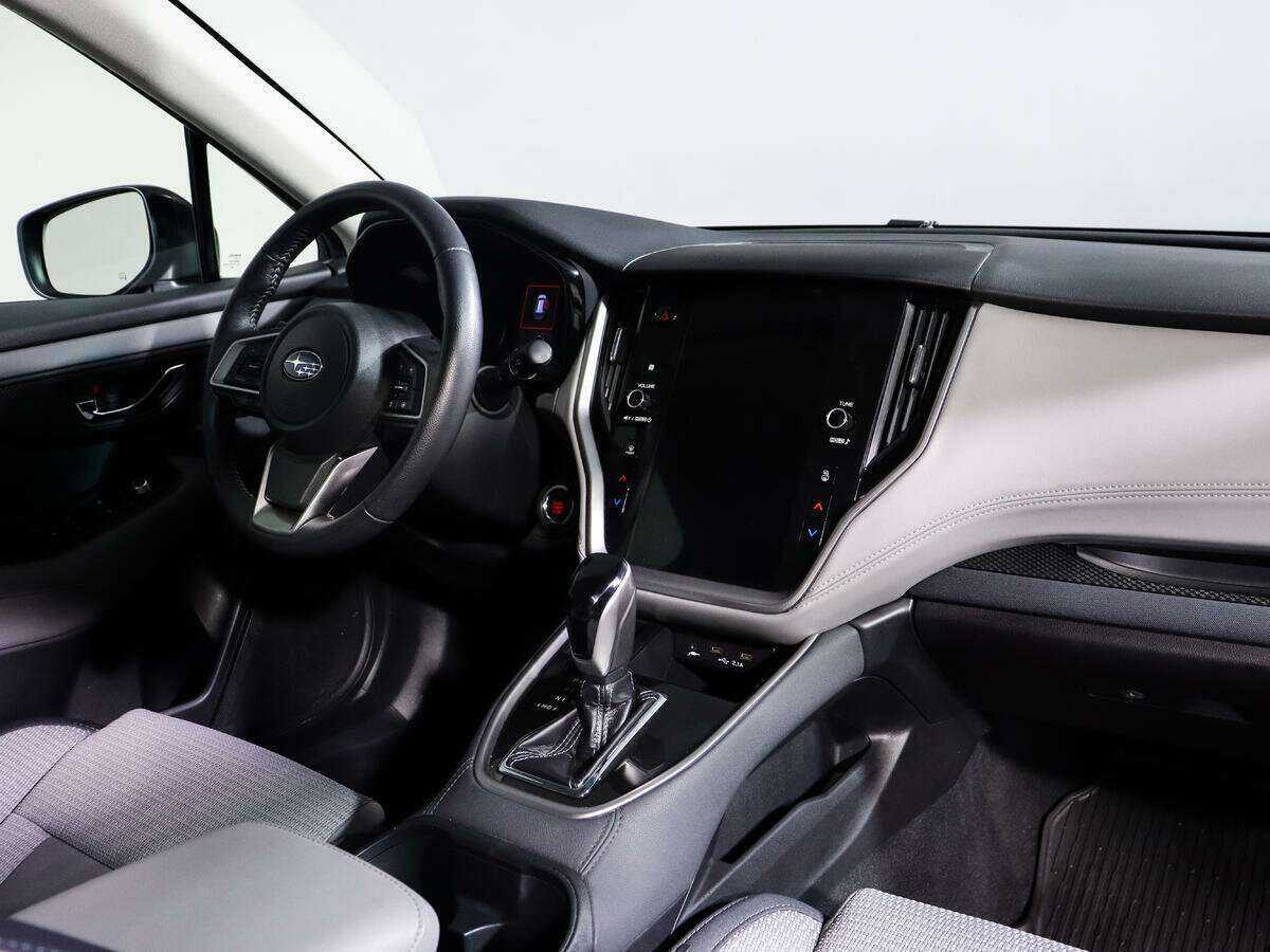 Subaru Outback с пробегом — 2019 год. Фото: #6