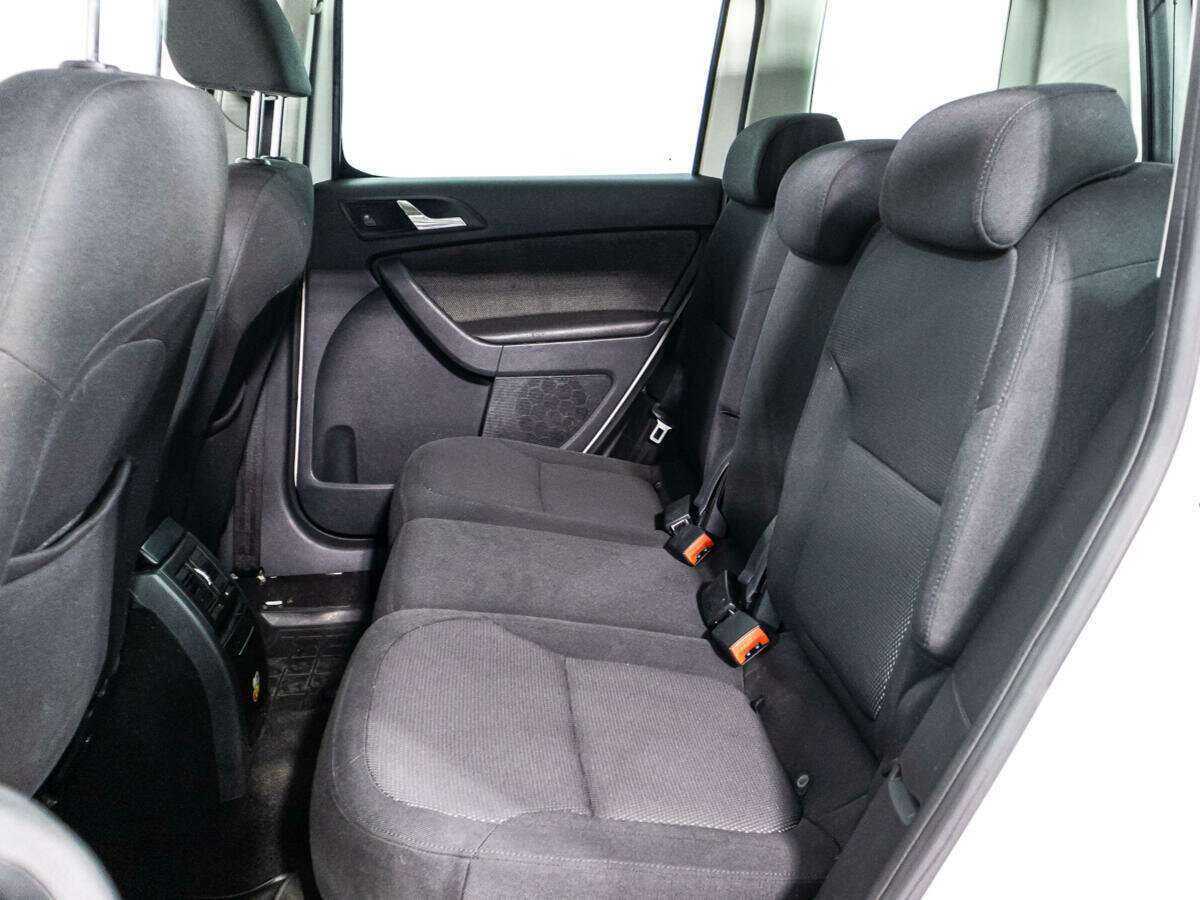 Skoda Yeti с пробегом — 2013 год. Фото: #9