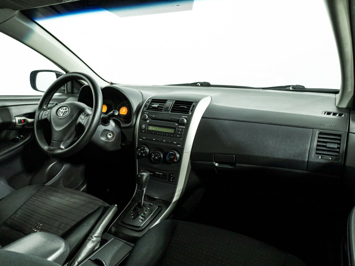 Toyota Corolla с пробегом — 2008 год. Фото: #8